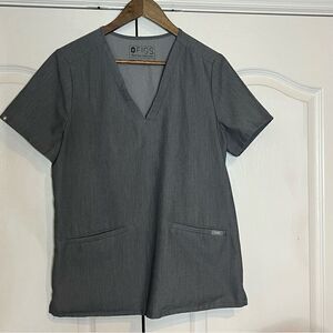 Figs Casma 3 Pocket Short Sleeve Scrub Top